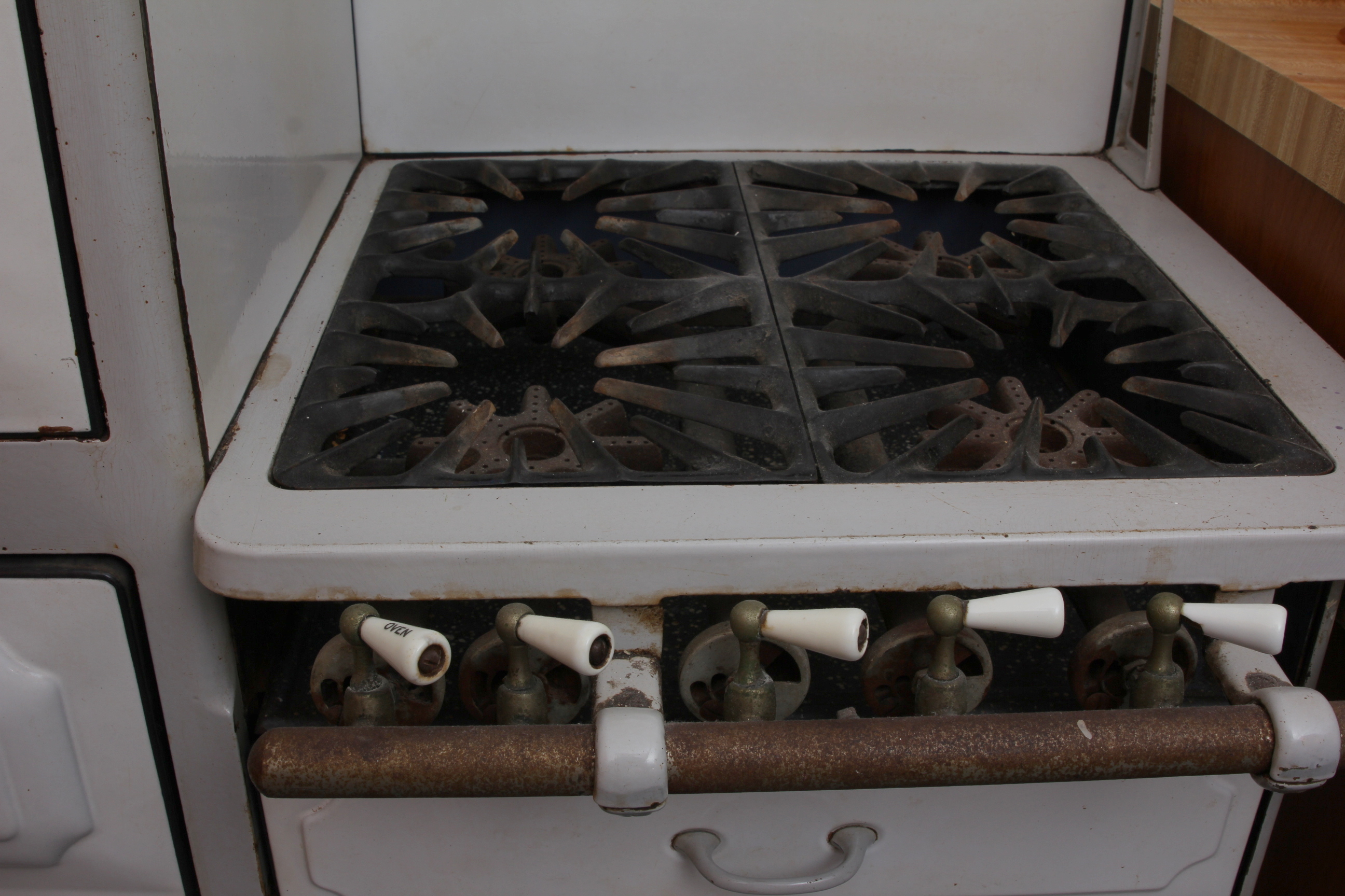 Vintage Favorite Brand White Enamel Stove