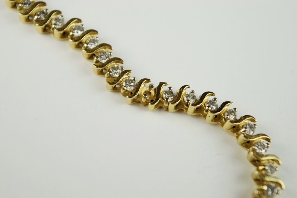 14K Yellow Gold and Diamond Tennis Bracelet