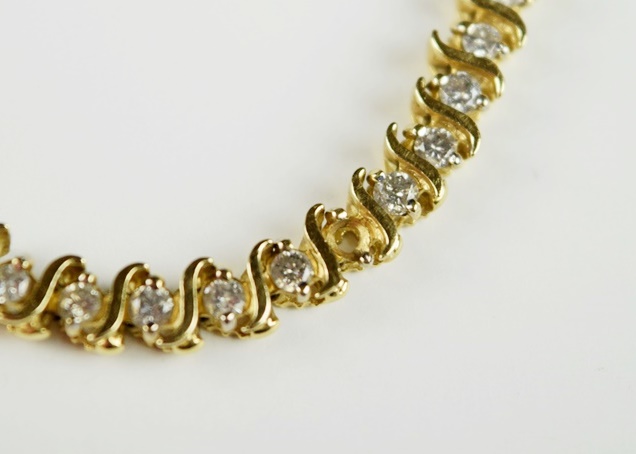 14K Yellow Gold and Diamond Tennis Bracelet