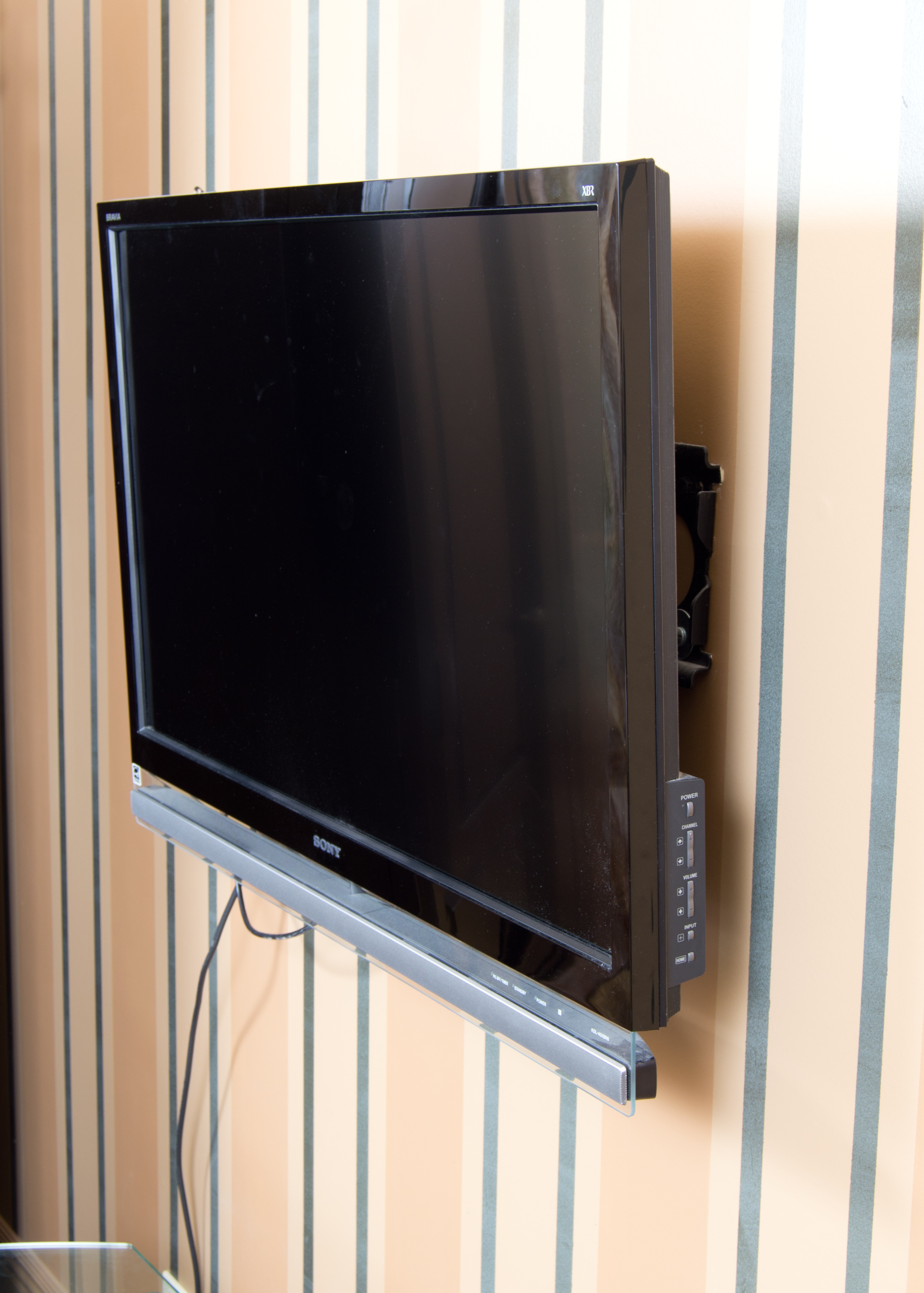 Sony Bravia 40" LCD HDTV