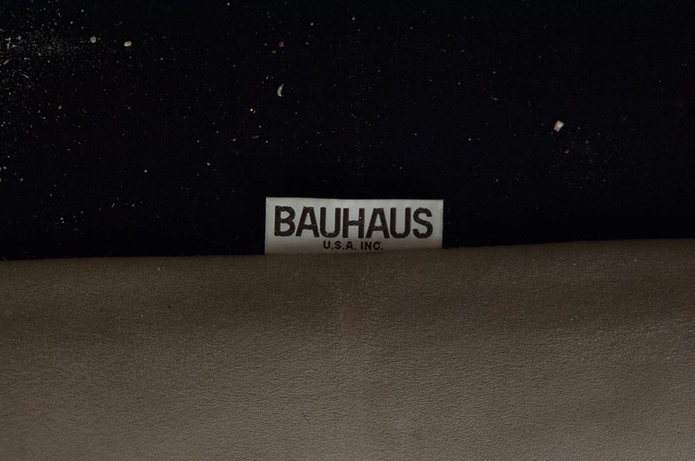 Bauhaus Bella-Suede Couch