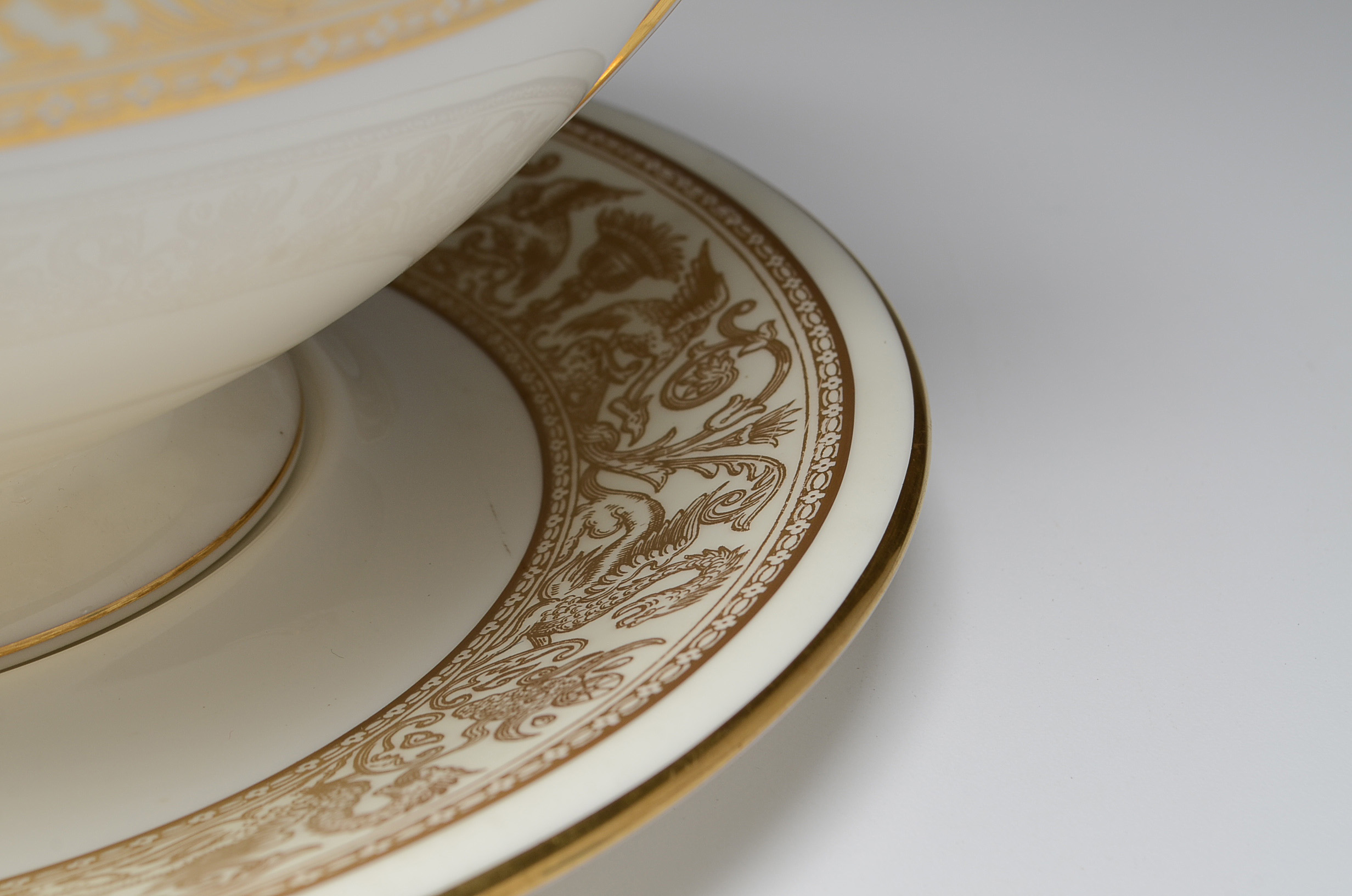 Wedgwood "Florentine Gold" Soup Tureen