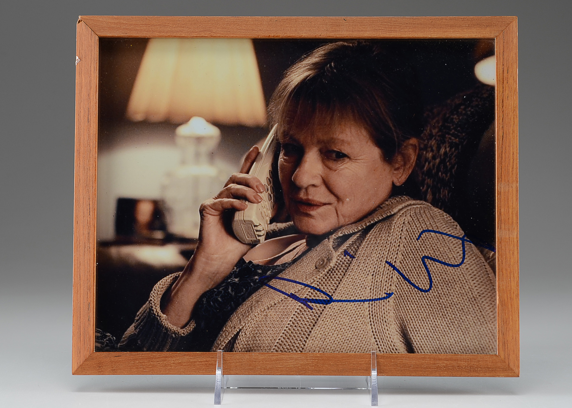 Dianne Wiest Autographed Promotional Photograph