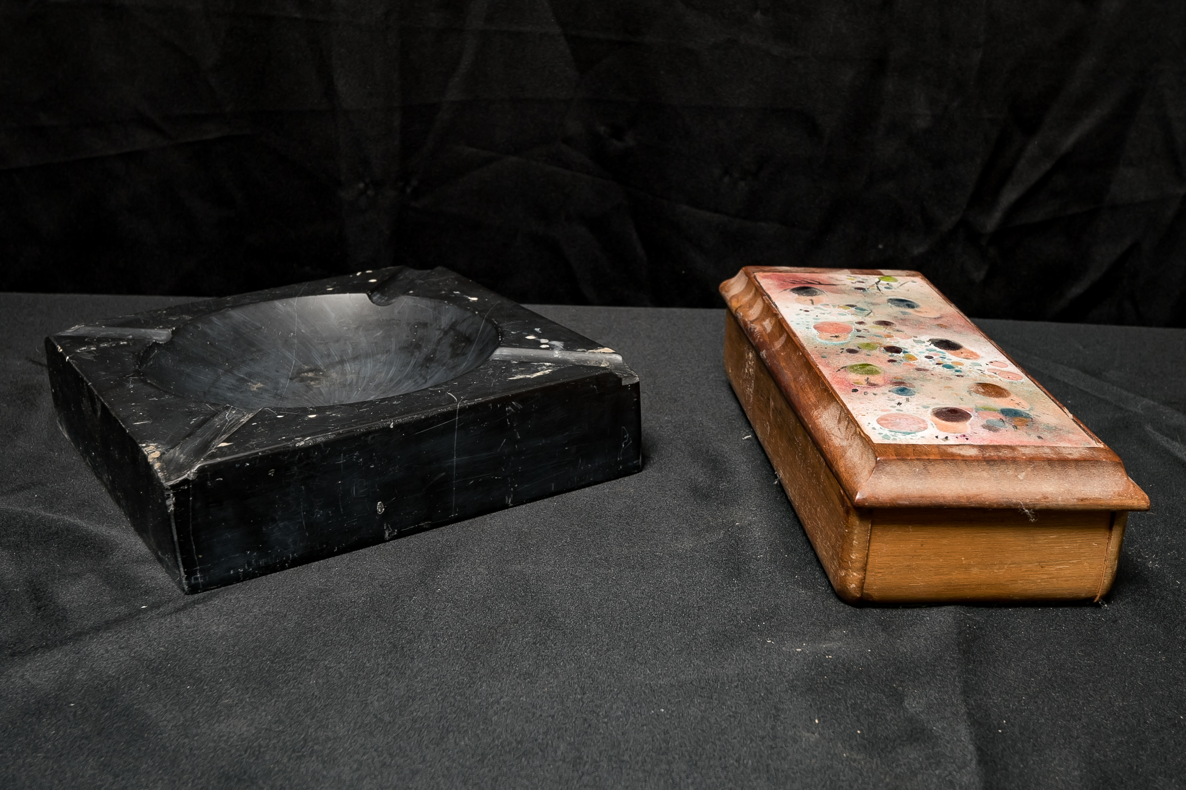 Vintage Ash Receivers and Cigarette Box