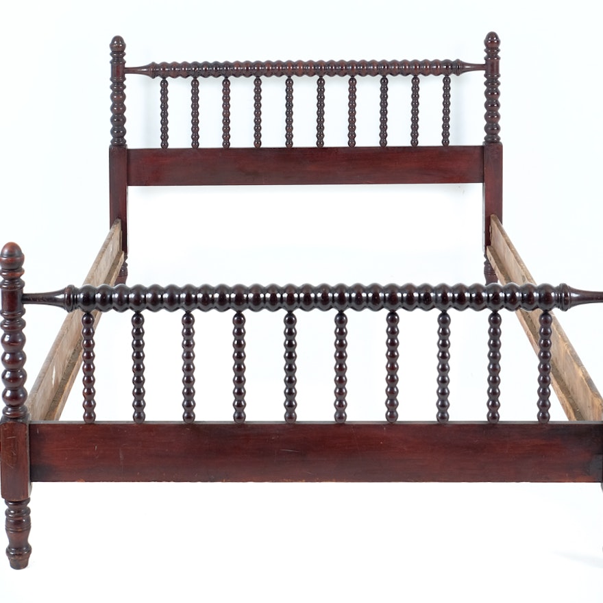 1940 "Jenny Lind" Spindle Spool Bed