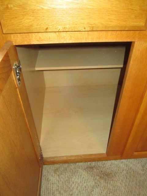 Free-Standing Kitchen Counter / Cabinets