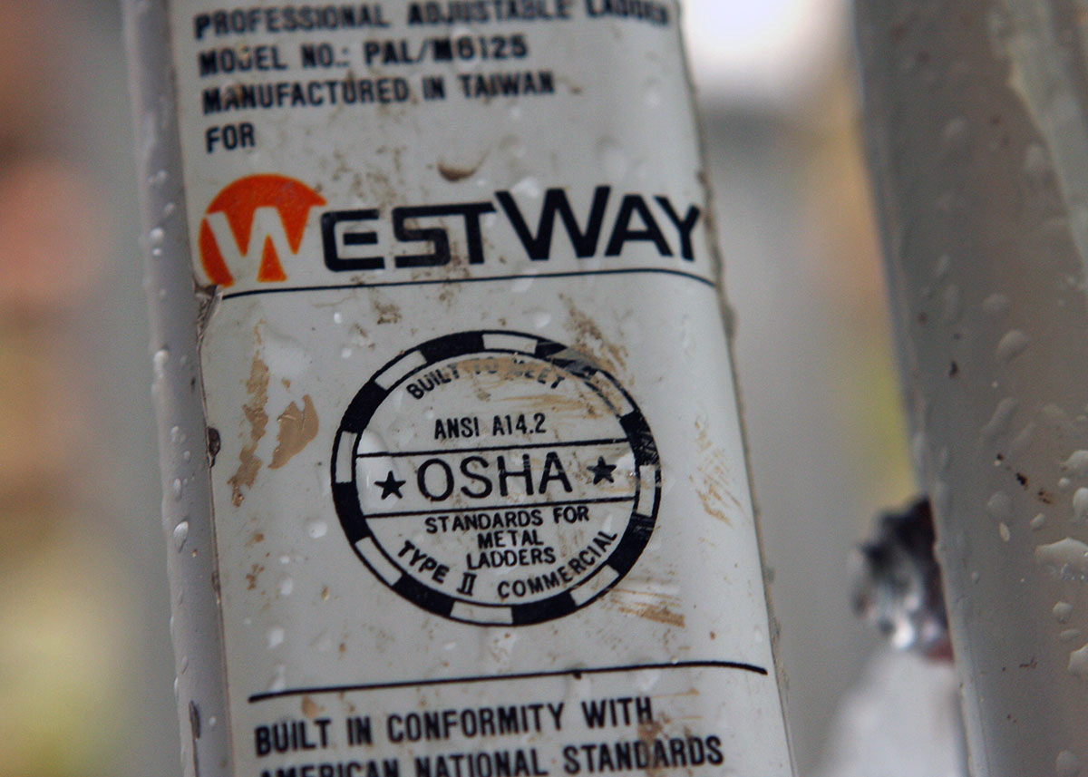 Westway 12ft Folding Aluminum Ladder