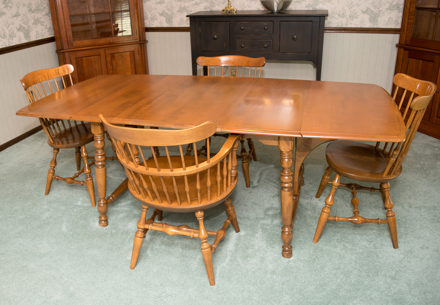Nichols & Stone Co Dining Table and Chairs