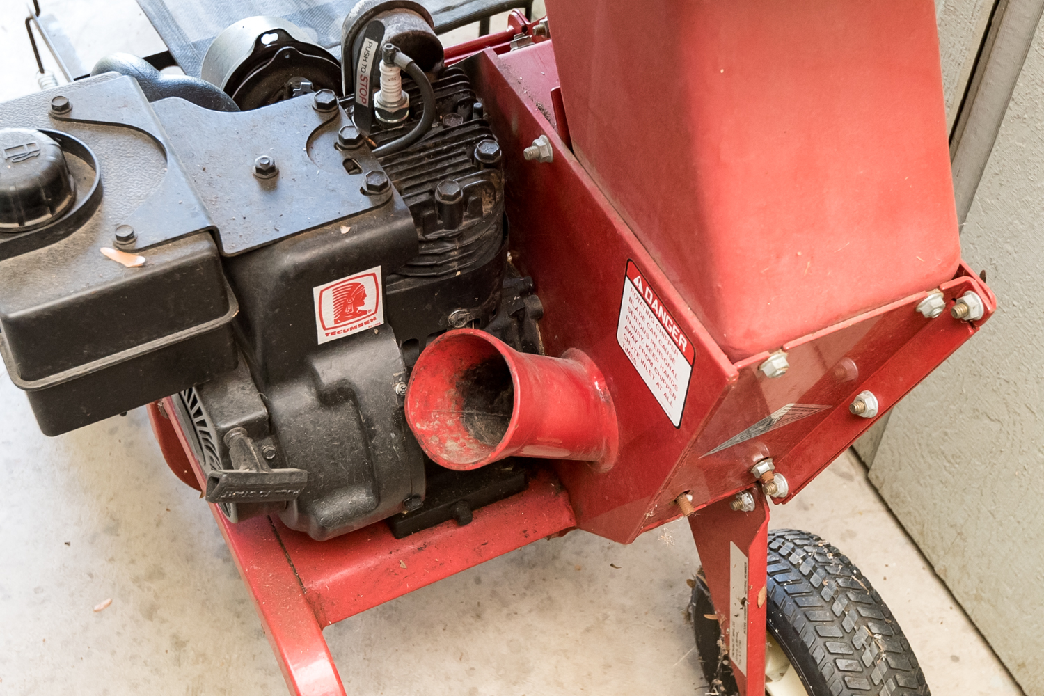 Troy-Bilt Junior Tomahawk 2-in-1 Chipper/Shredder