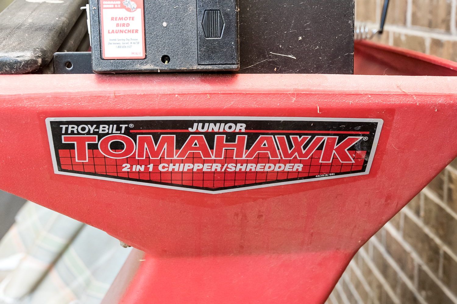 Troy-Bilt Junior Tomahawk 2-in-1 Chipper/Shredder