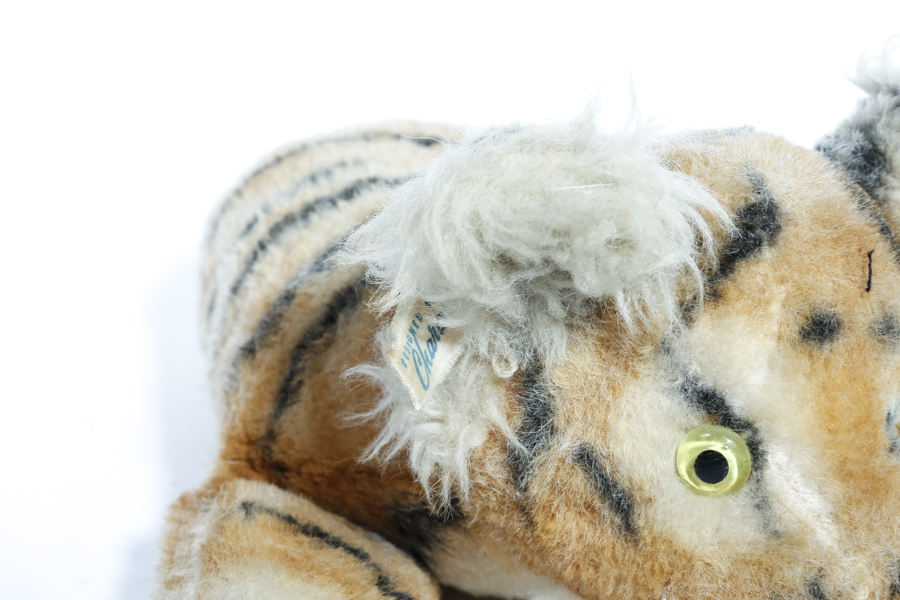 Pair of Vintage Stuffed Animals