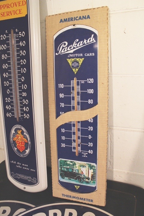 Reproduction Packard Advertising Group