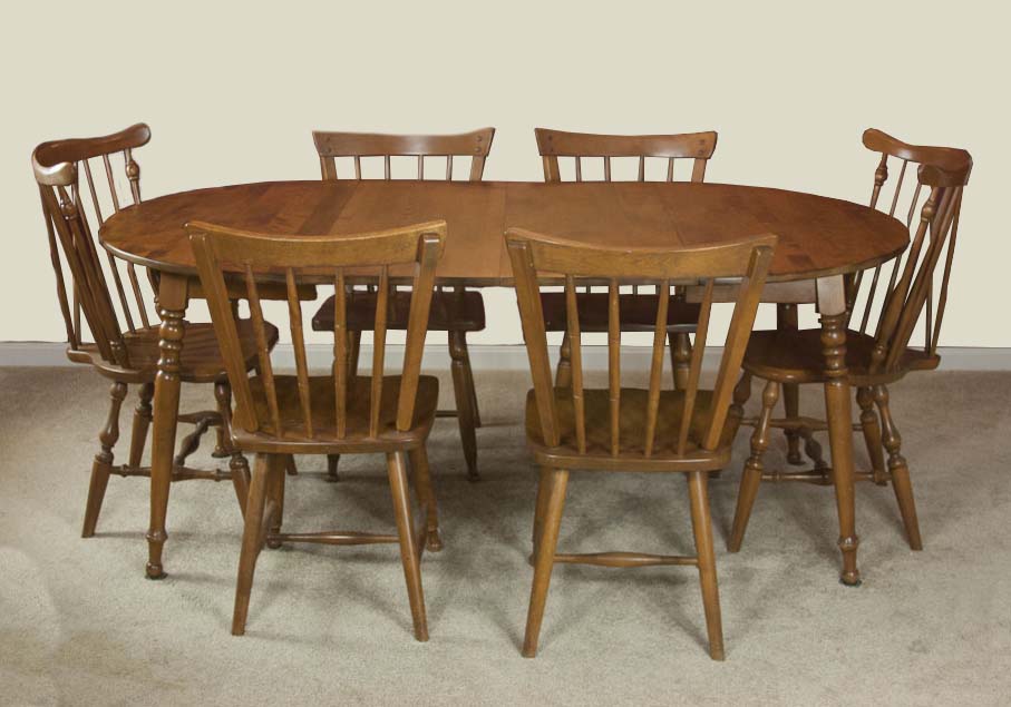 Vintage Maple Dining Room Table and Chairs