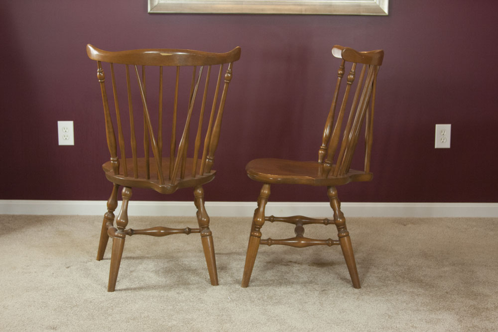 Vintage Maple Dining Room Table and Chairs