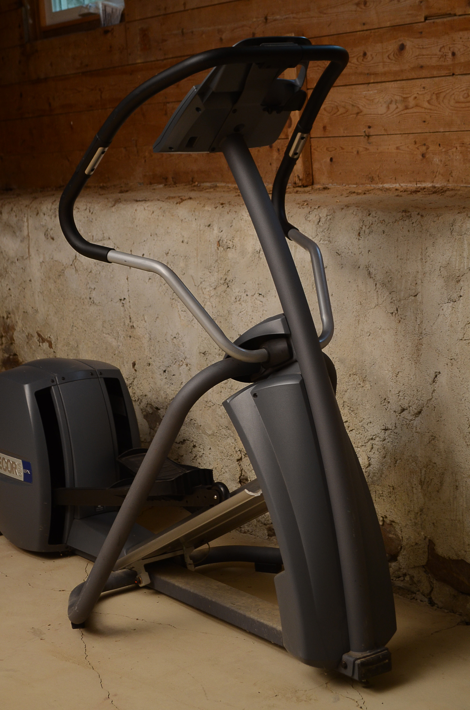 Precor EFX 5.23 Elliptical