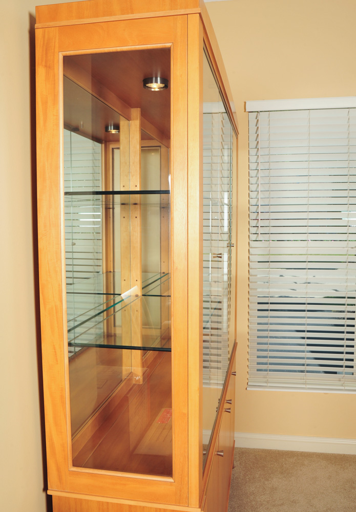 Blonde Ethan Allen Contemporary China Cabinet