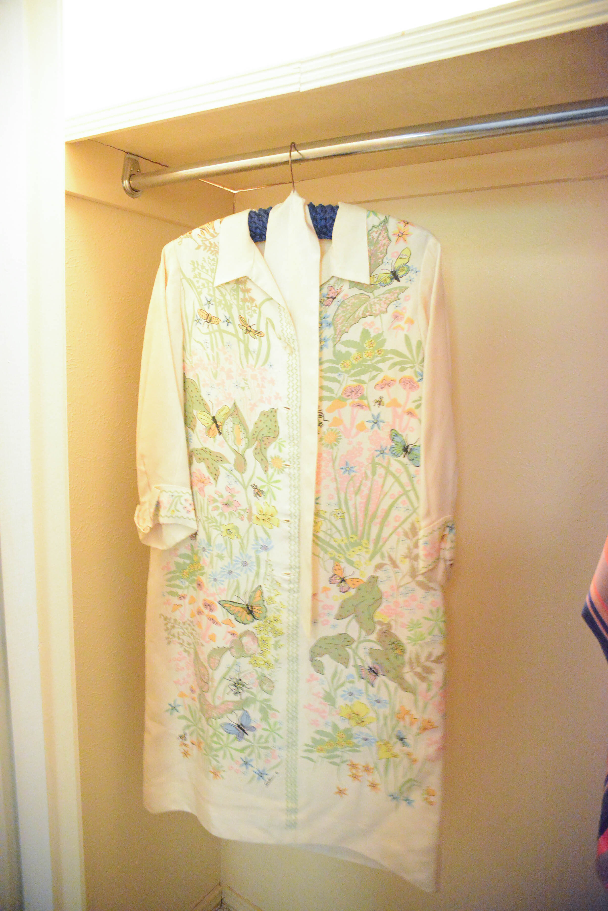 Vintage Women's Clothing