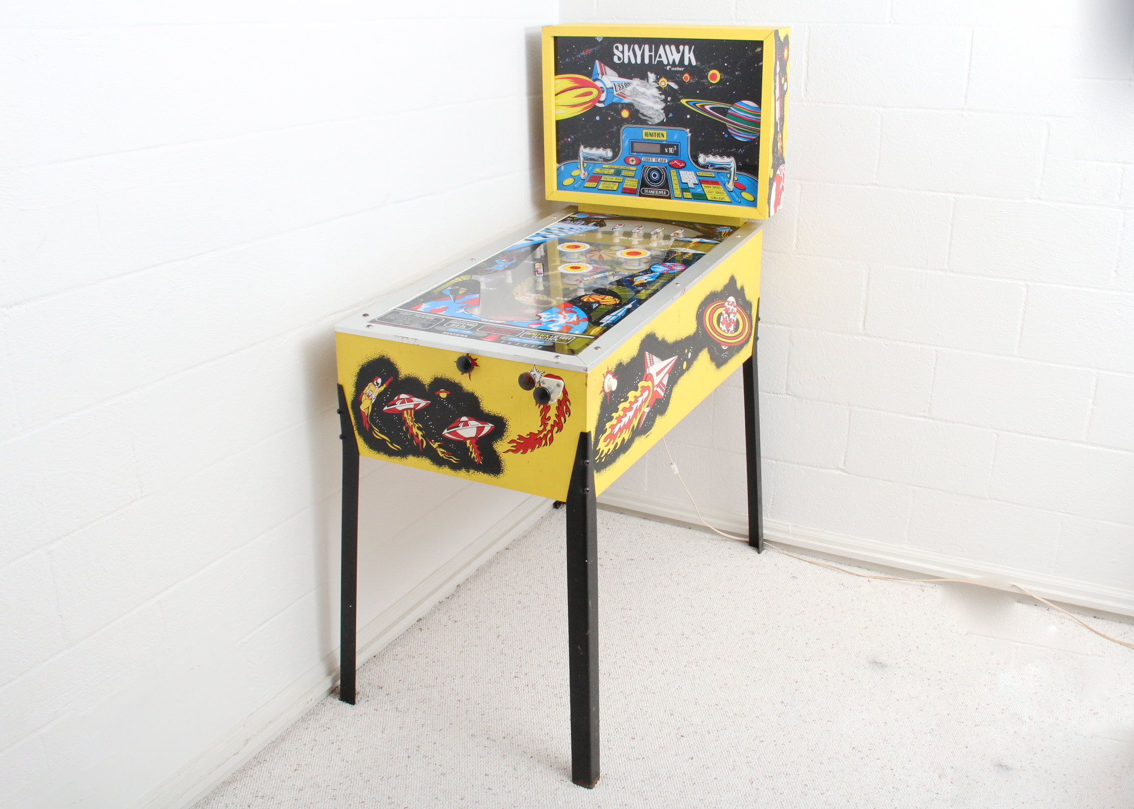Vintage 1977 Skyhawk Pinball Machine