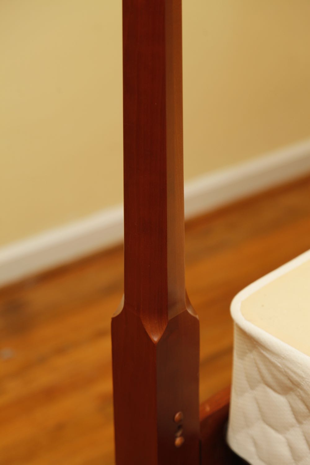 Full Size Cherry Pencil Post Bed