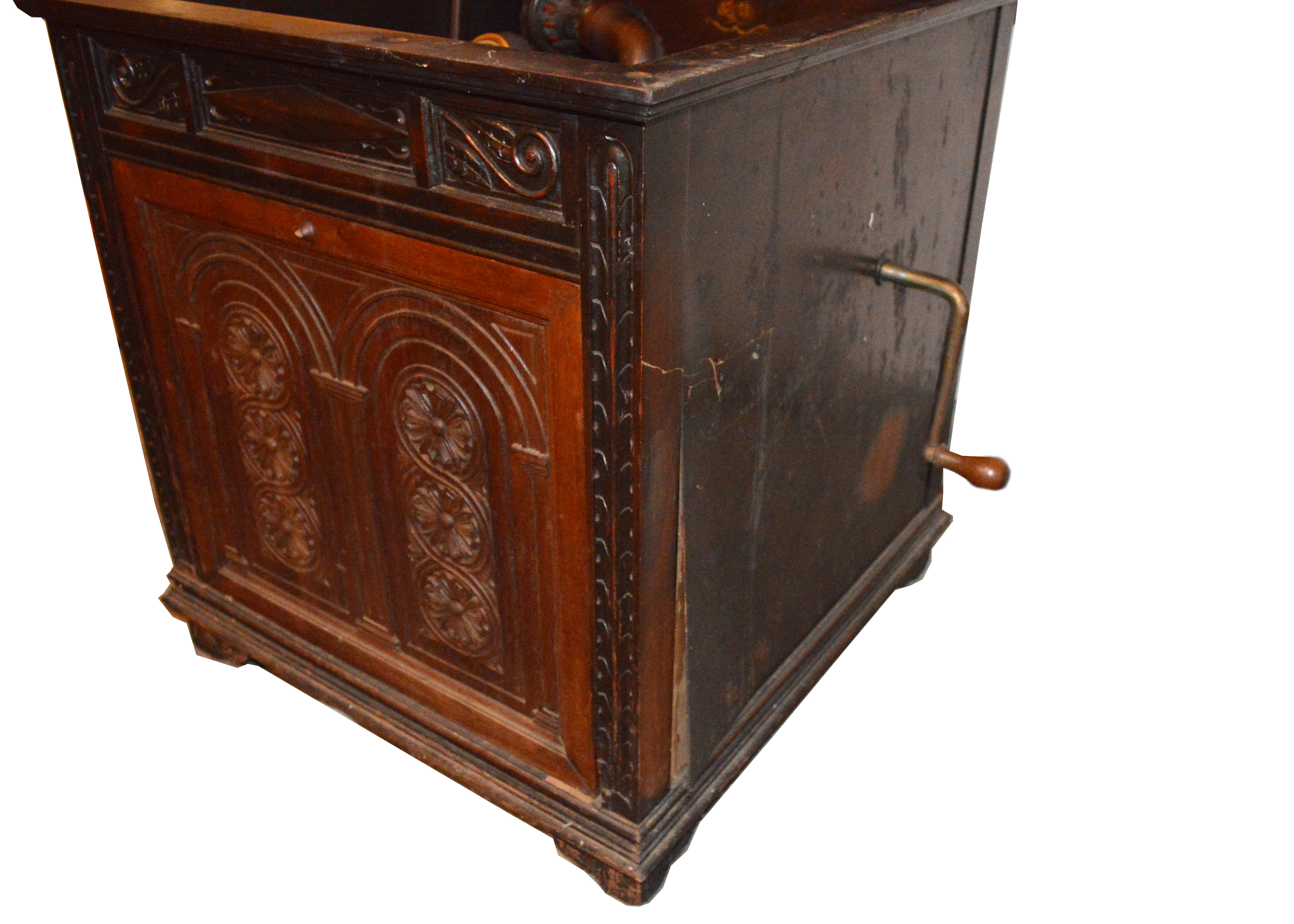 Antique Sonora Hand Crank Phonograph