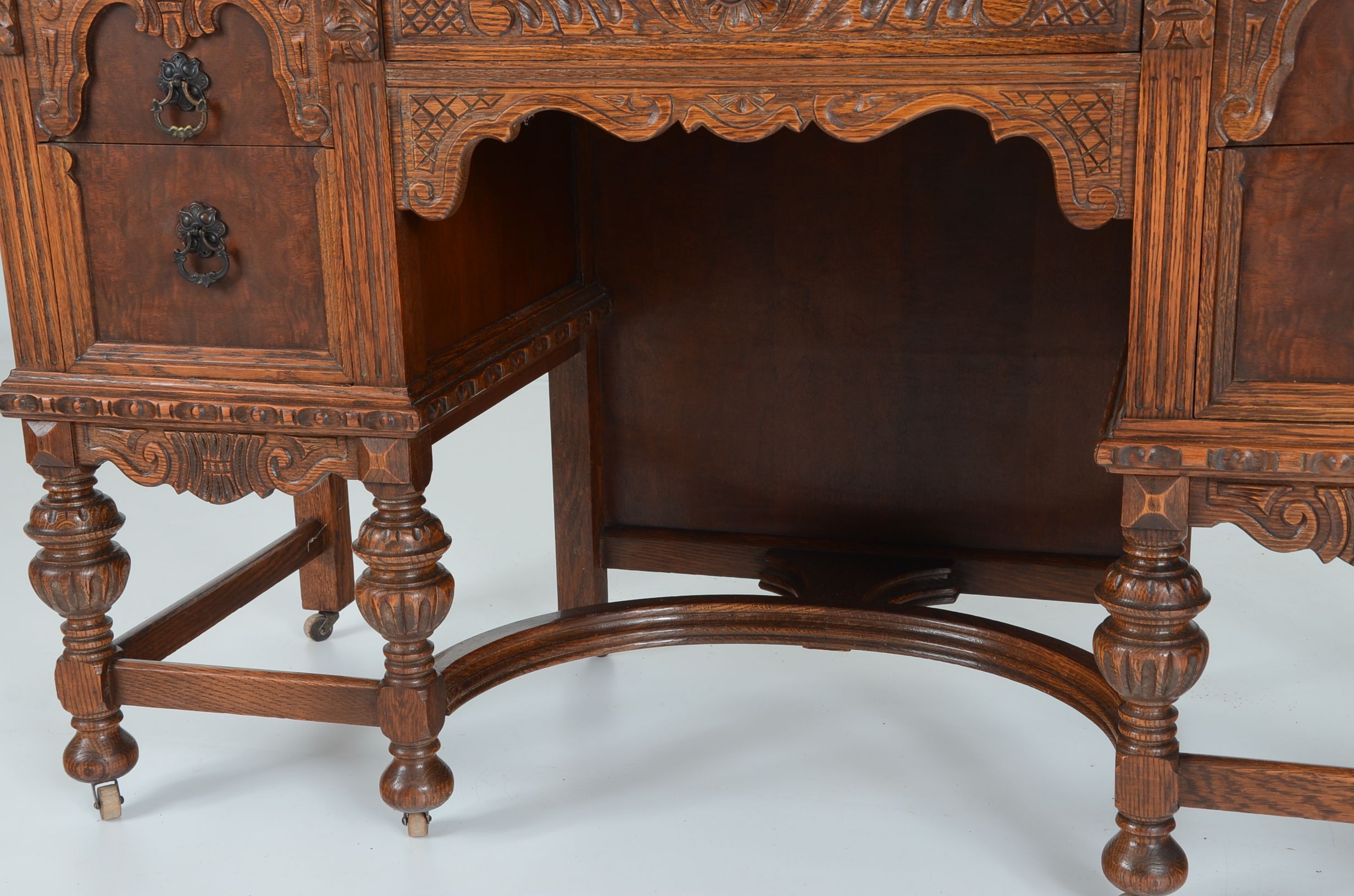 Jake Tennenbaum Vanity with Mirror