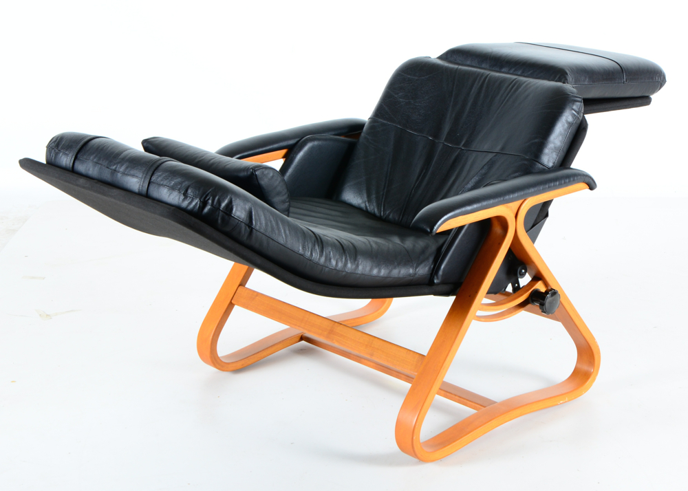 BackSaver Black Leather "Signature" Zero-Gravity Recliner Chair