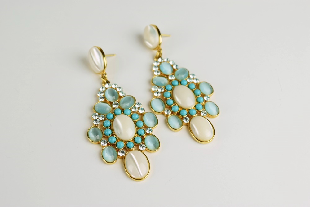 Alexis Bittar Lucite Bangle and Coordinating Costume Jewelry