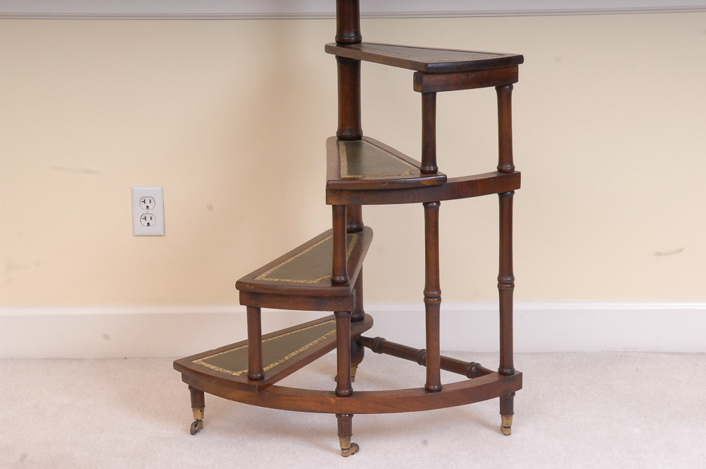 Spiral Step Stool