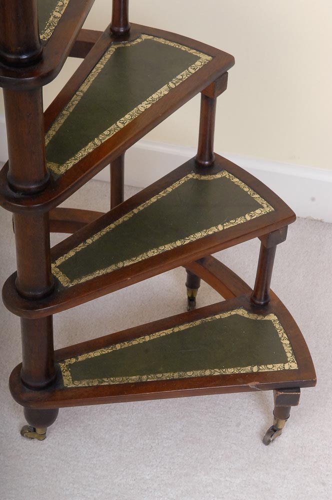 Spiral Step Stool
