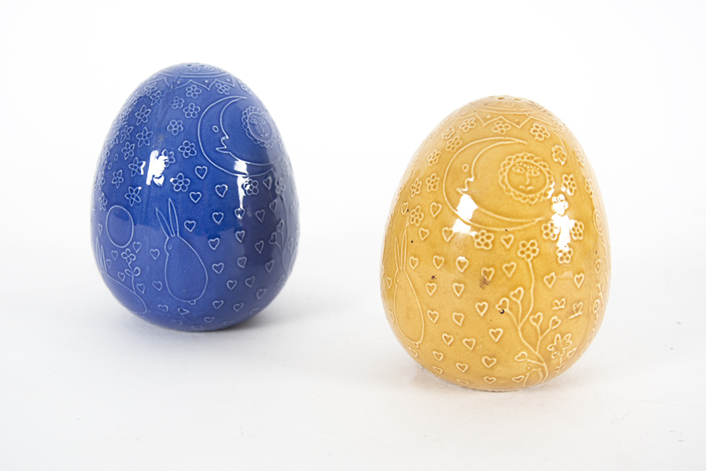 Vintage Environmental Ceramics Shakers