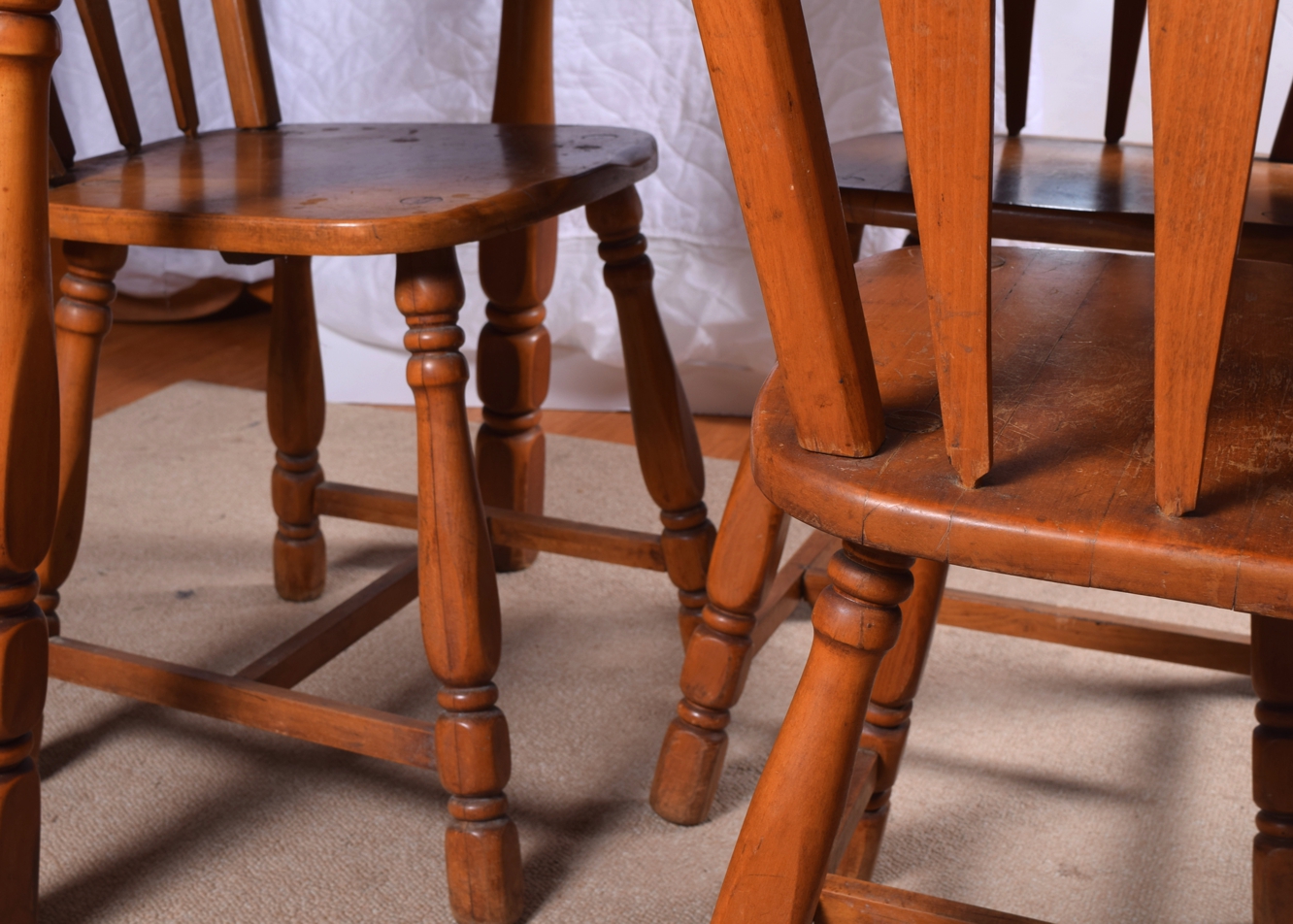 Maple Draw-Leaf Dining Table and Chairs