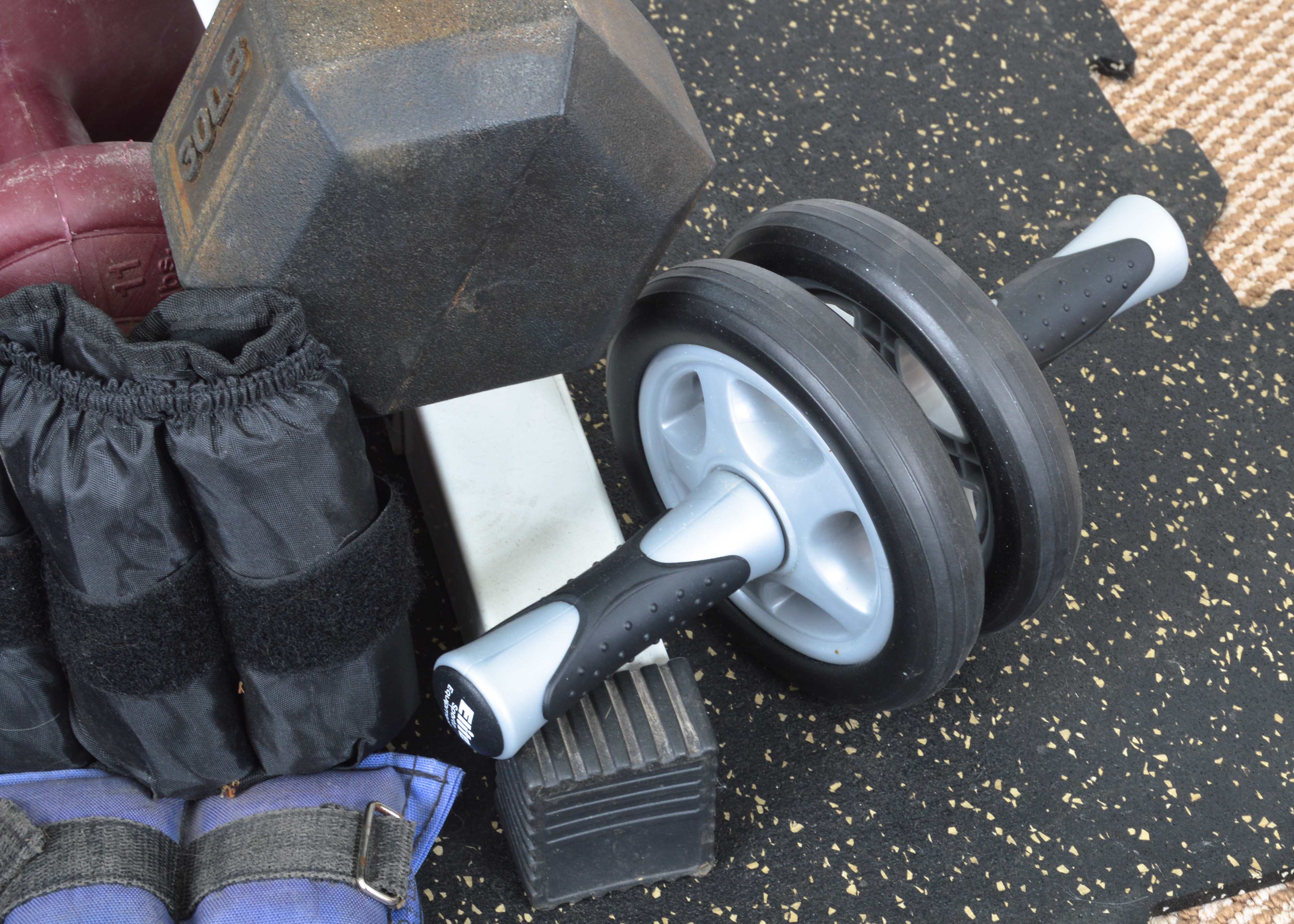 Keys Fitness Strength Trainer Weight Rack with Weights