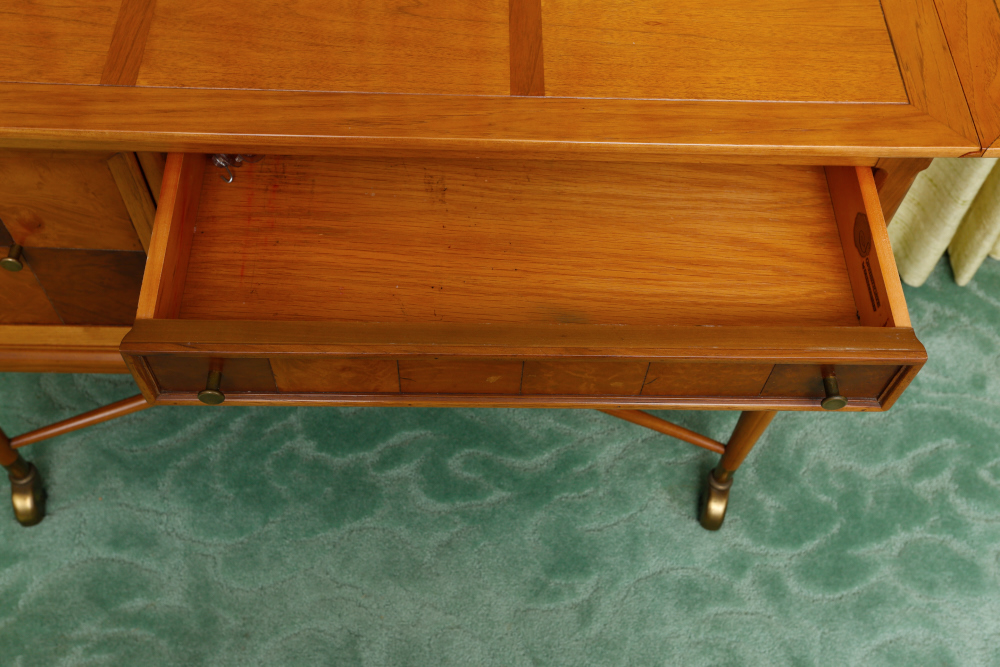 Sophisticate by Tomlinson Mid-Century Modern Beverage Table