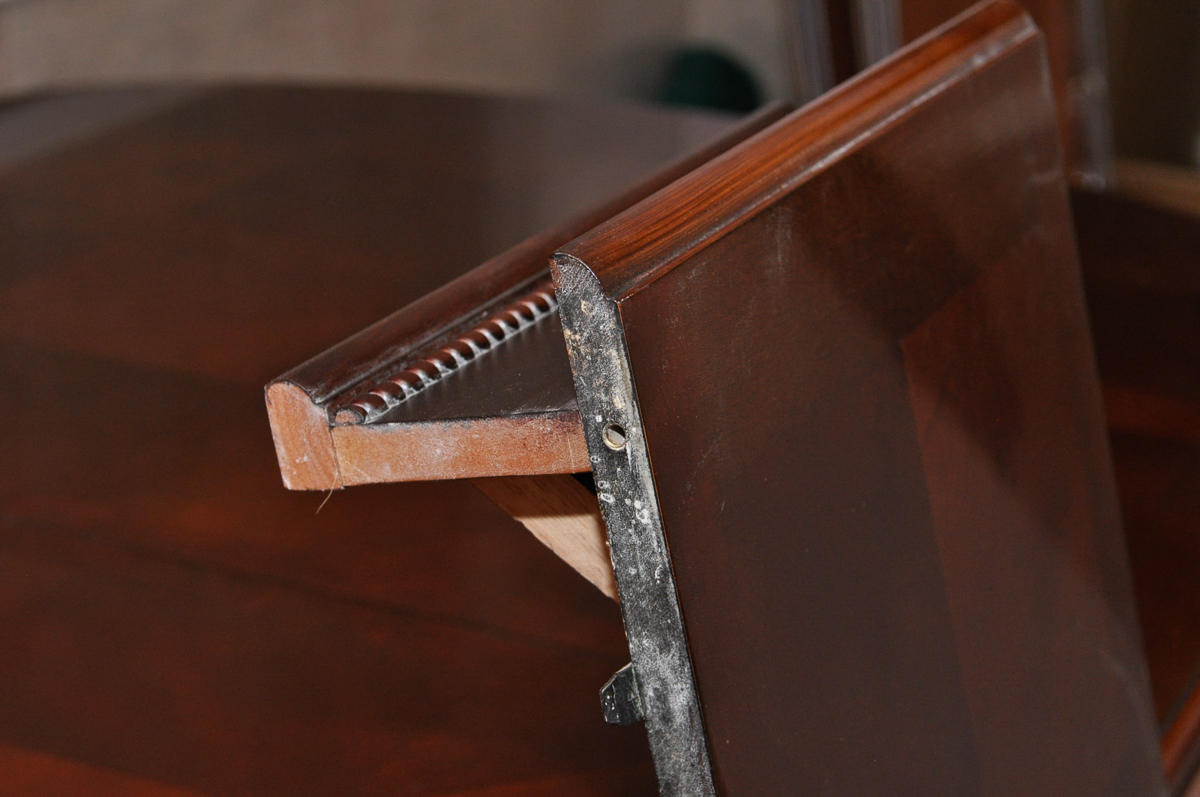 Universal Double Pedestal Wood Dining Room Table