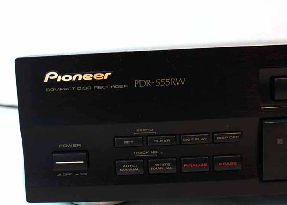 Pioneer PDR-555RW CD Recorder and Player with Remote