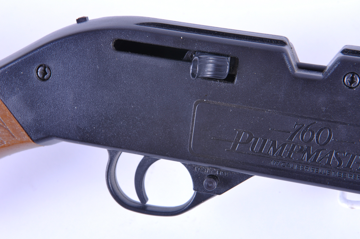 Crosman 760 Pumpmaster Pellet Gun