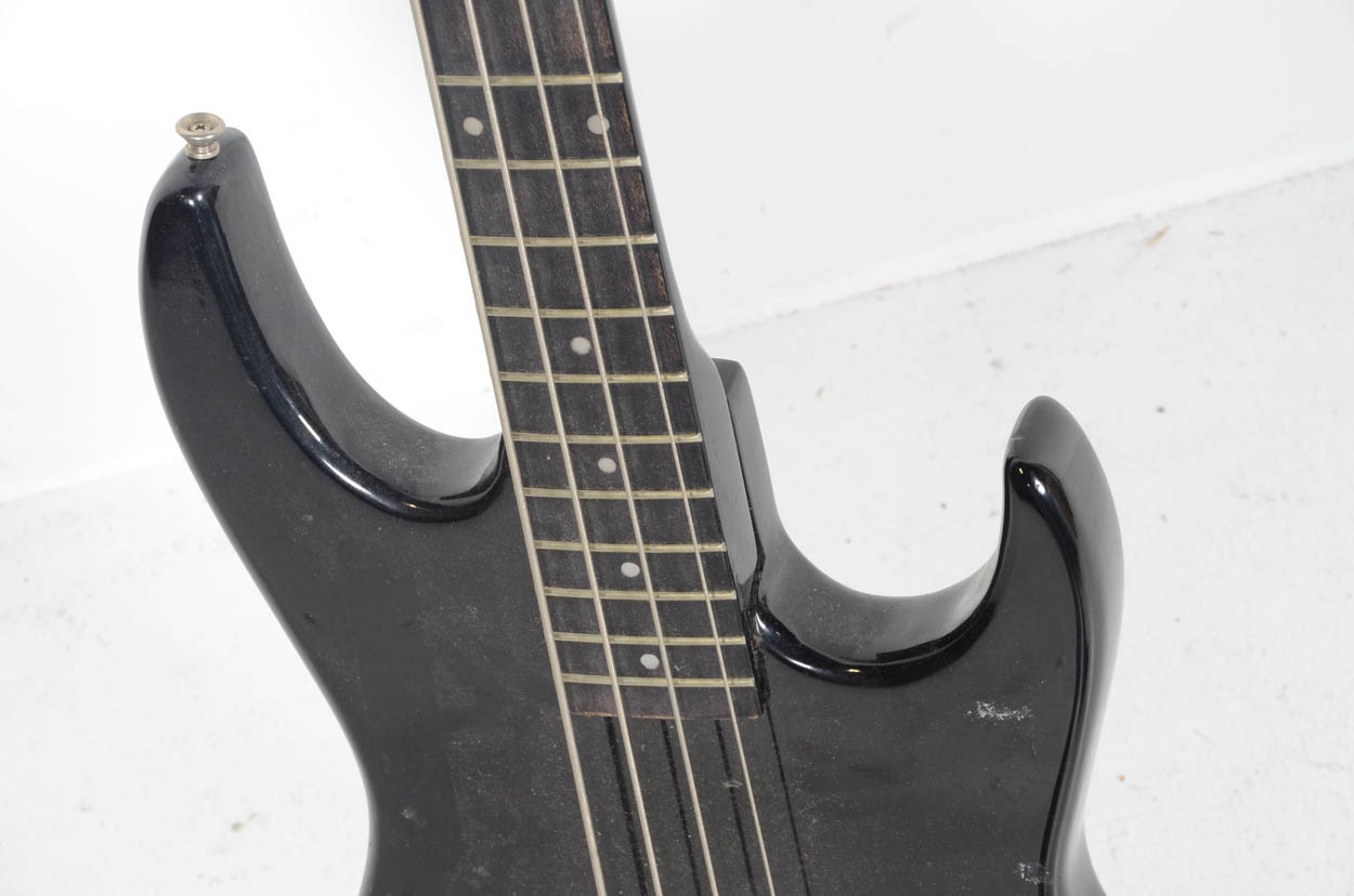 Hyundai Electric Bass Guitar