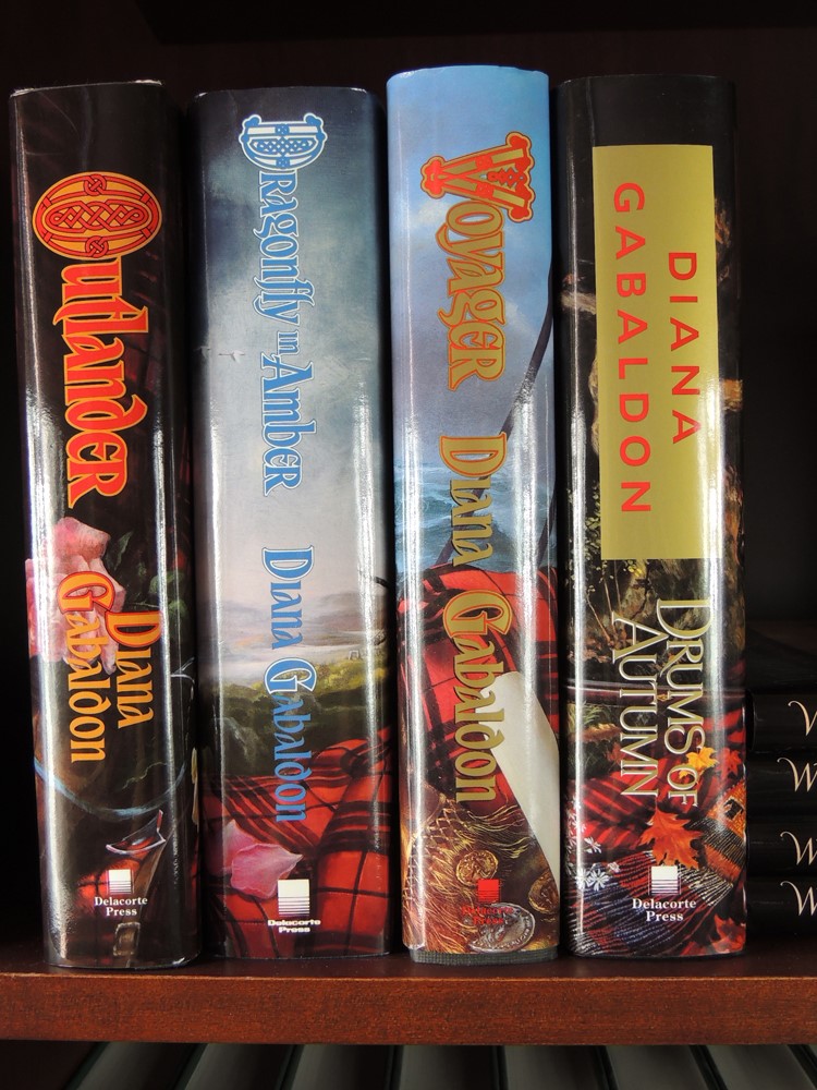 Diana Gabaldon Book Collection Including "Outlander"