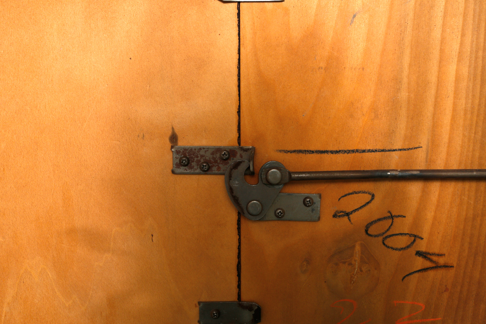 Sophisticate by Tomlinson Mid Century Modern Dining Set