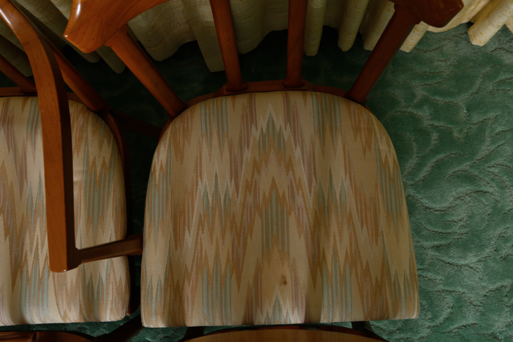 Sophisticate by Tomlinson Mid Century Modern Dining Set