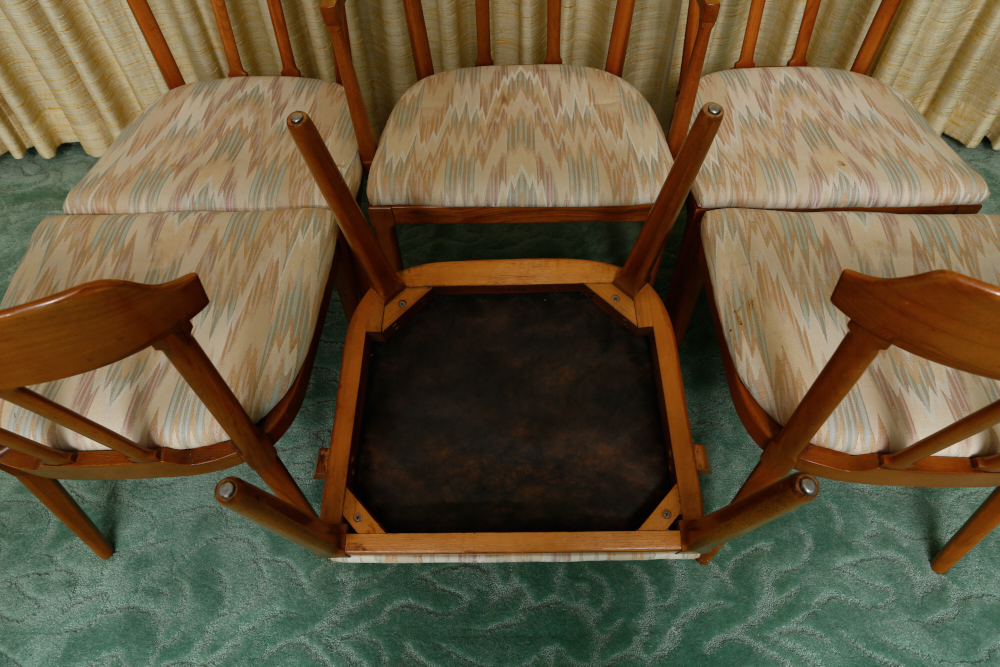 Sophisticate by Tomlinson Mid Century Modern Dining Set