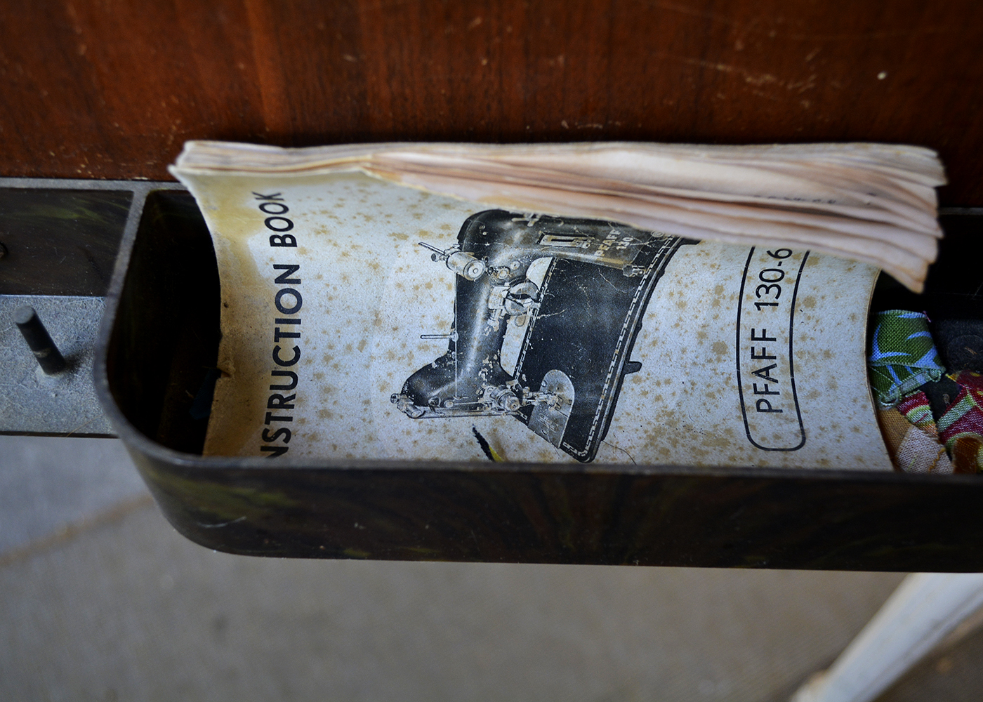 Vintage Pfaff Sewing Table with Machine