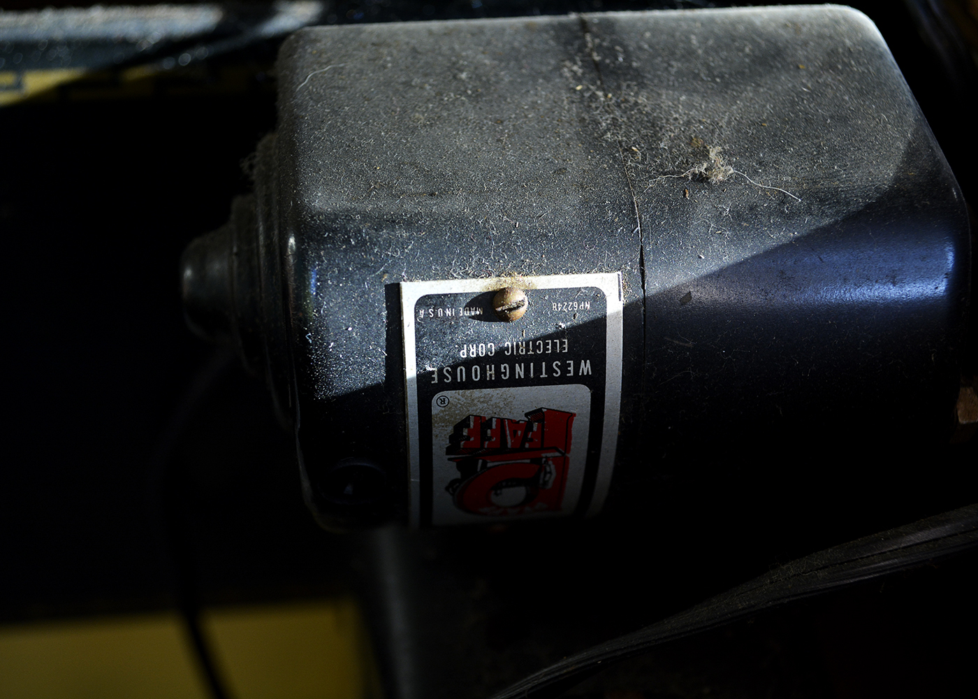 Vintage Pfaff Sewing Table with Machine