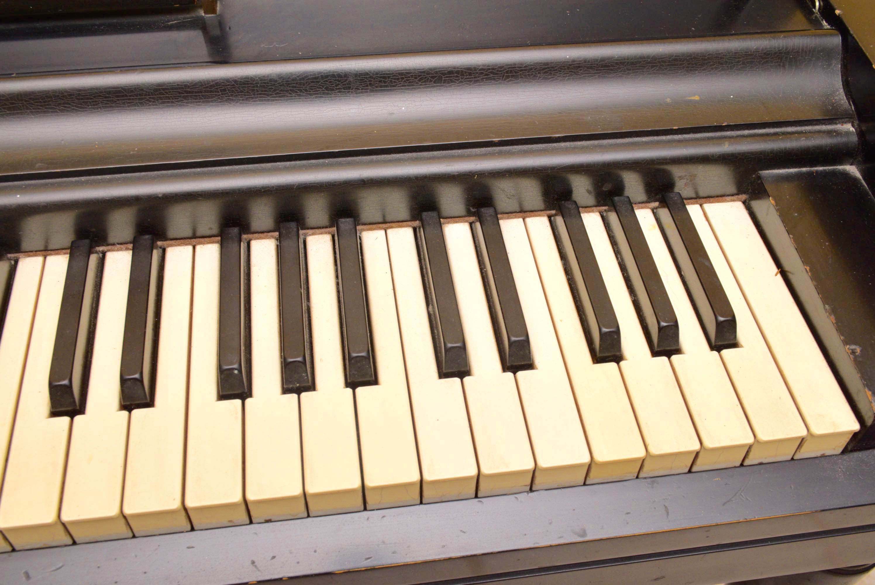 Vintage Upright Wurlitzer Piano