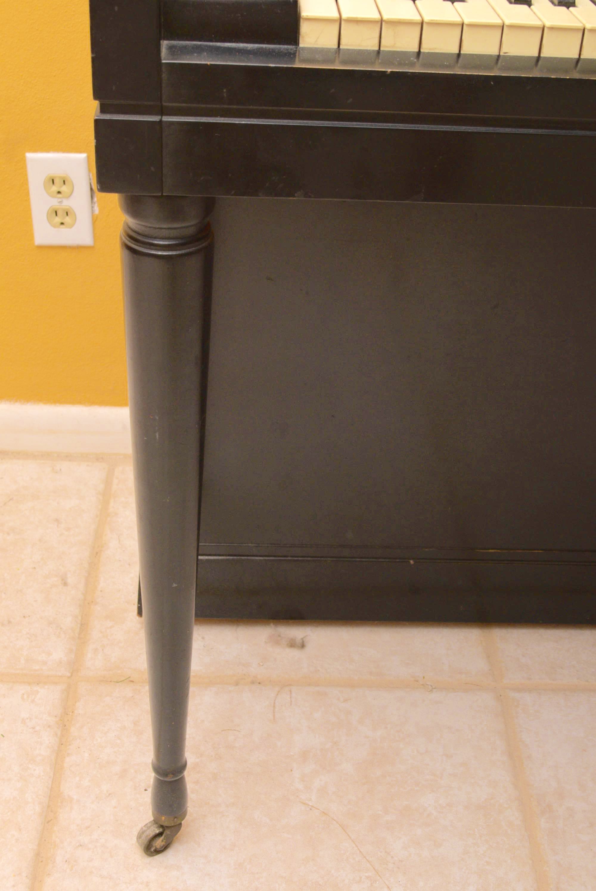 Vintage Upright Wurlitzer Piano