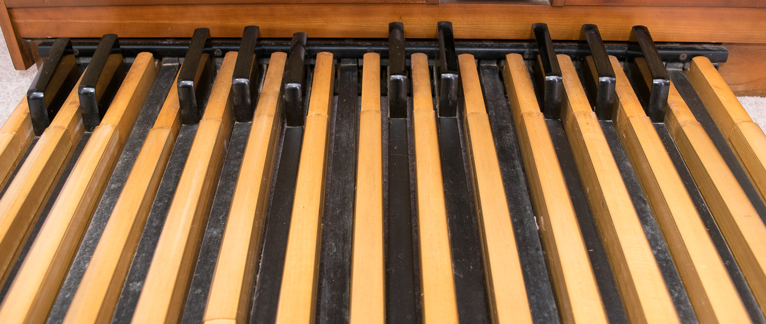 Vintage Conn Electric Organ