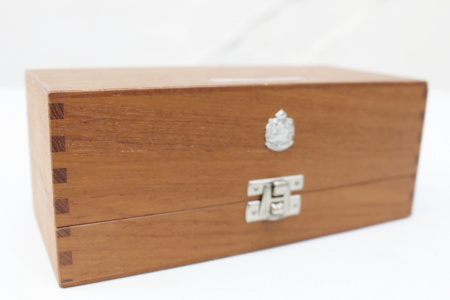 Abu Garcia Ambassedeur Box, Reference Books, Fish Finder Clock +