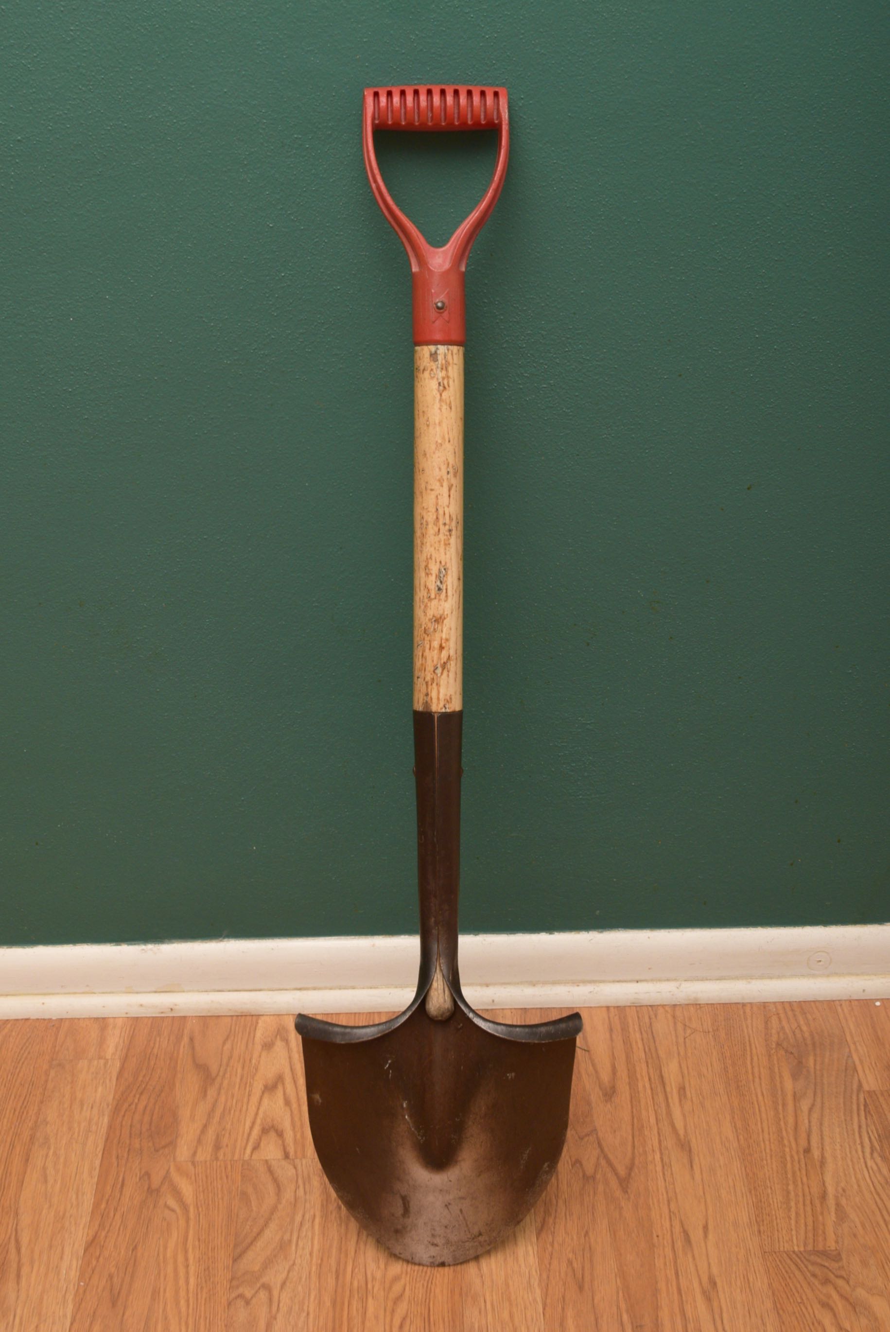 Black and Decker Weed Eater and Shovel