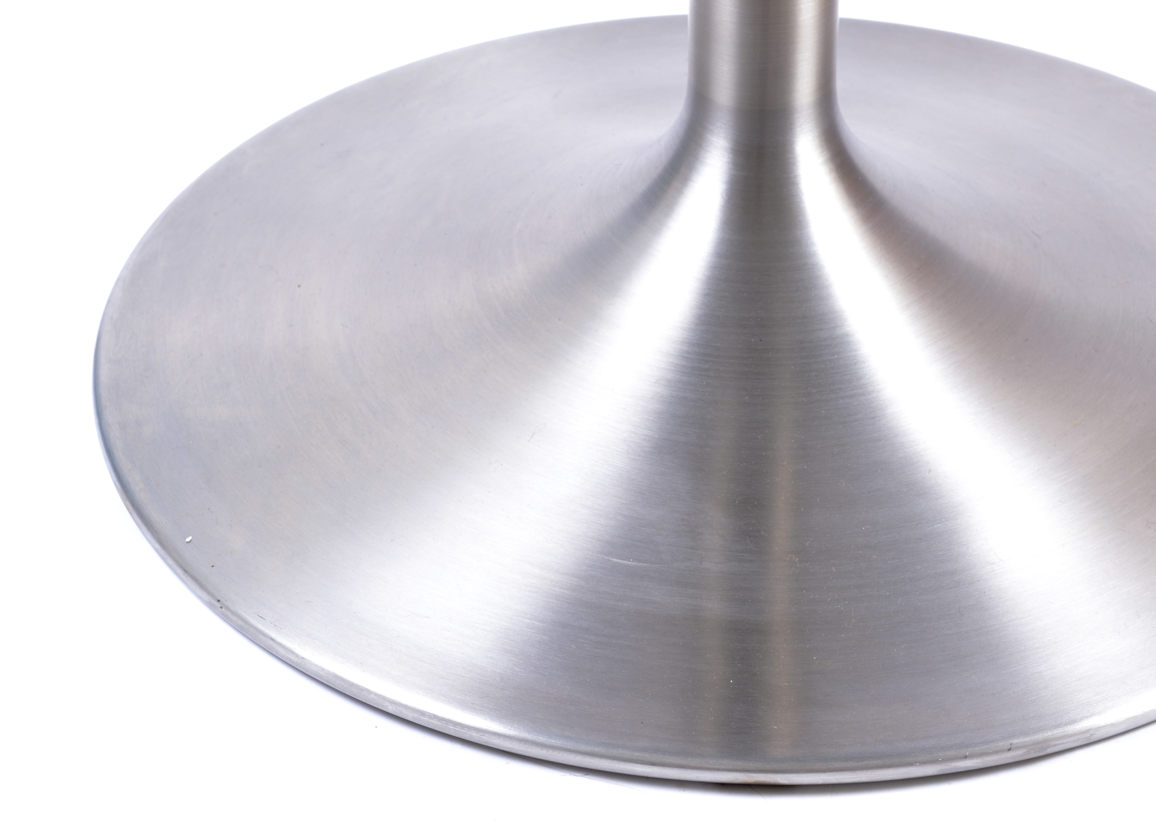 Modern Tulip Base Round Table