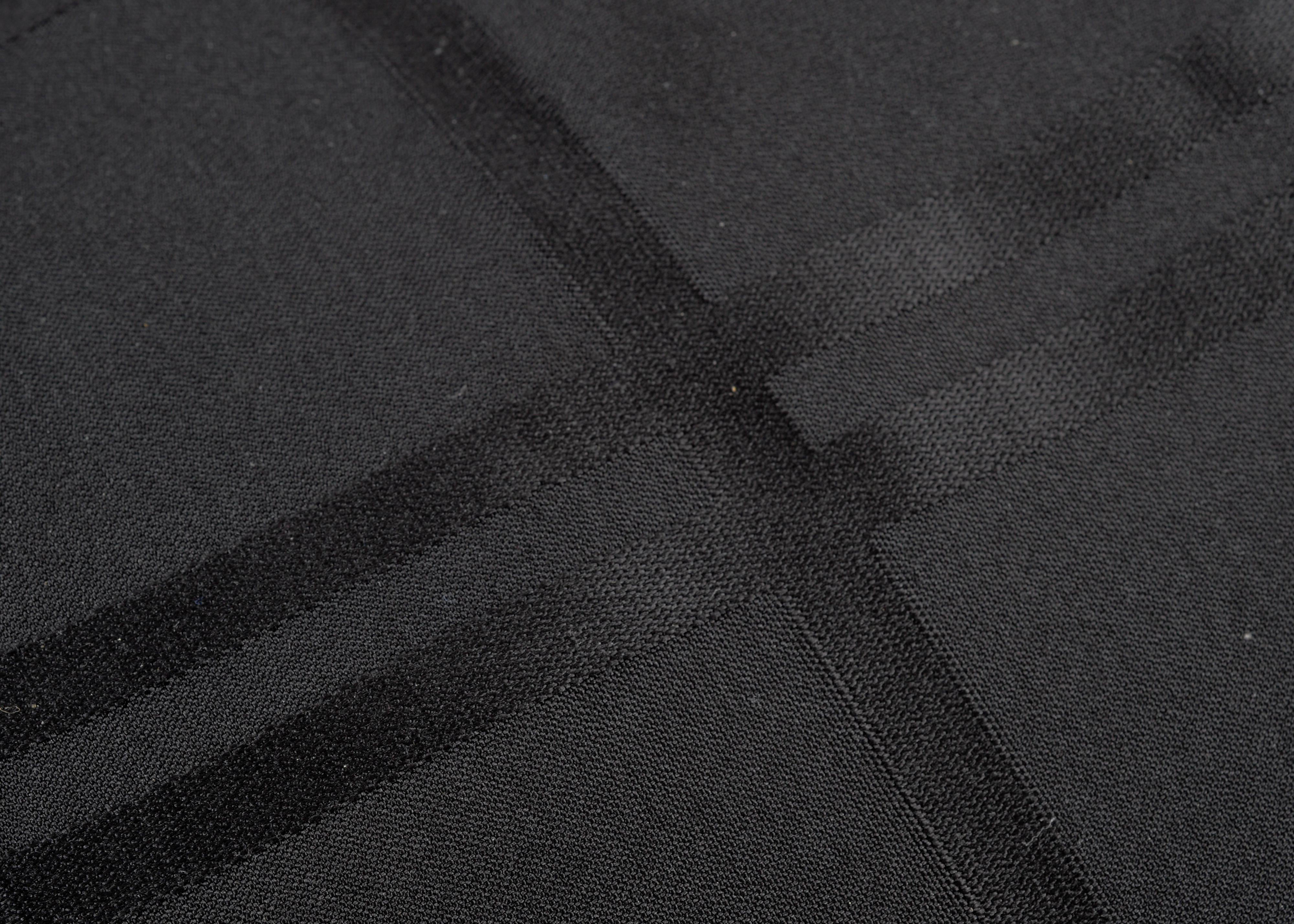 Modern Tulip Base Round Table